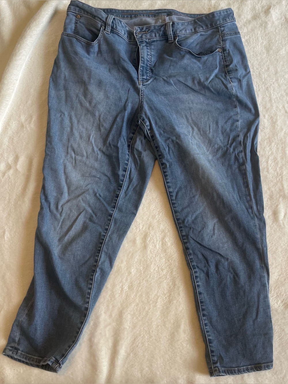 Talbots Women's Cropped Jeans in Medium Blue